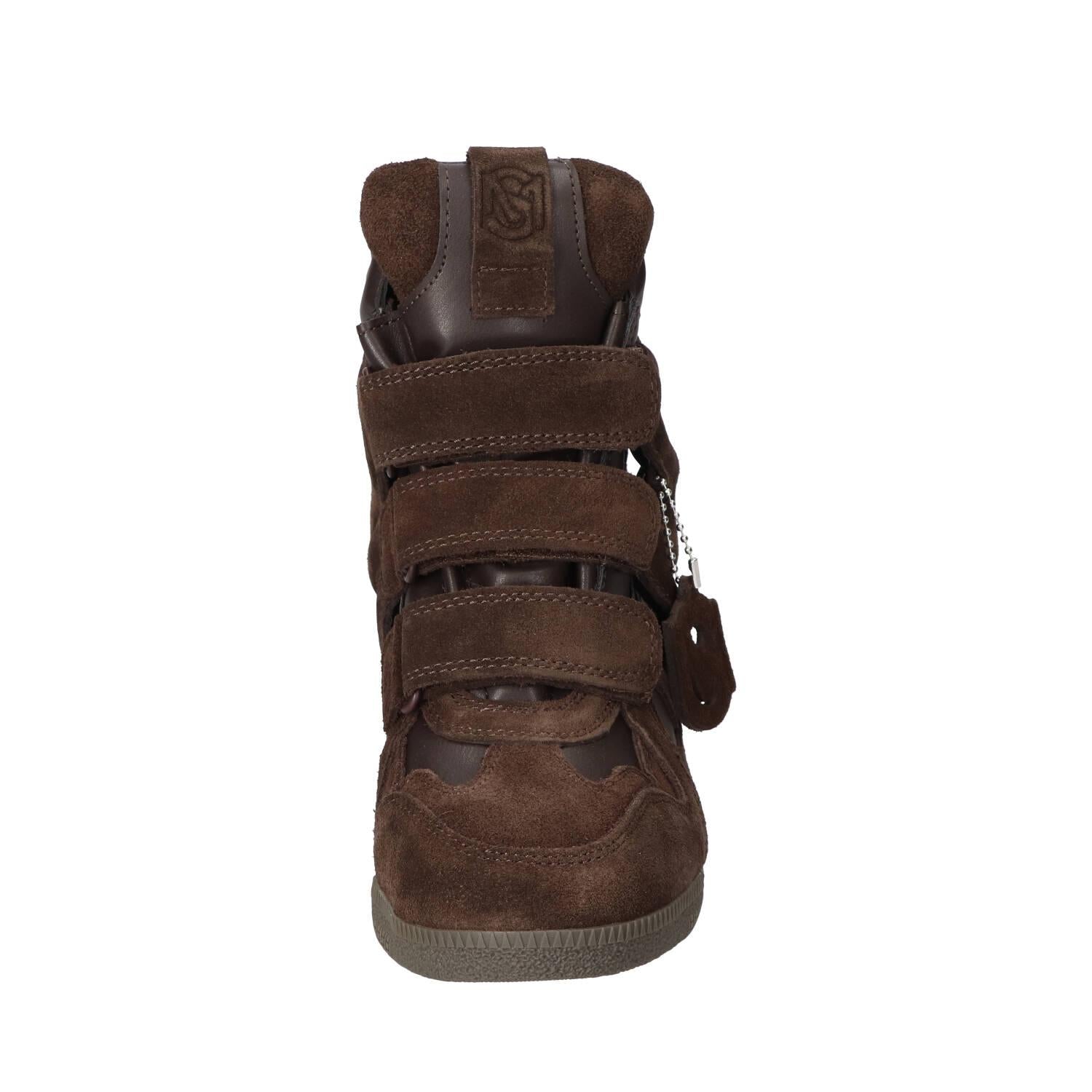 Sneakers, Donkerbruin
