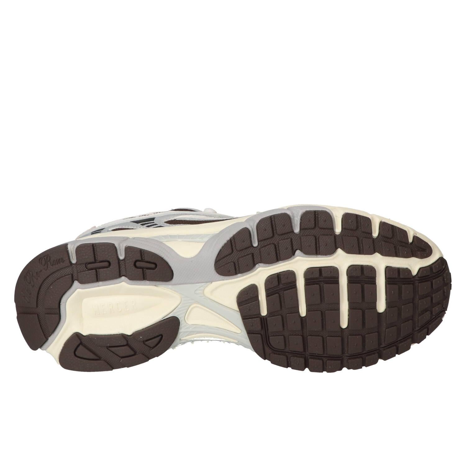 Sneakers, Donkerbruin