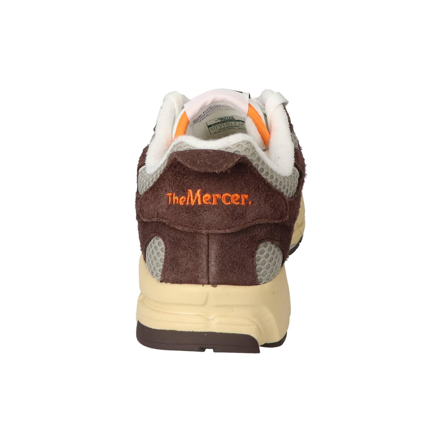 Sneakers, Donkerbruin