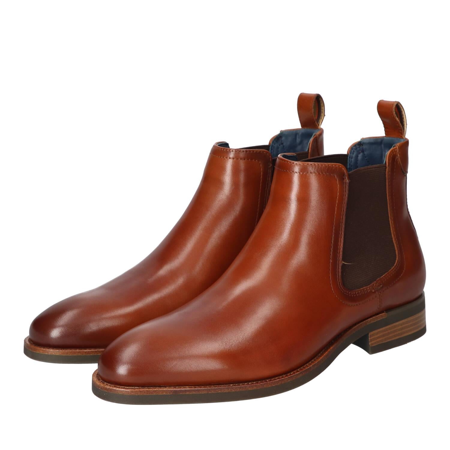 Boots, Cognac