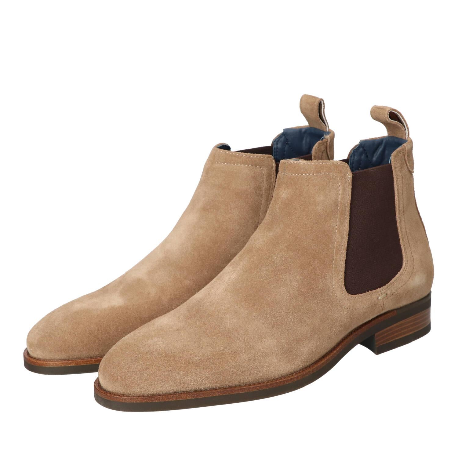 Boots, Taupe