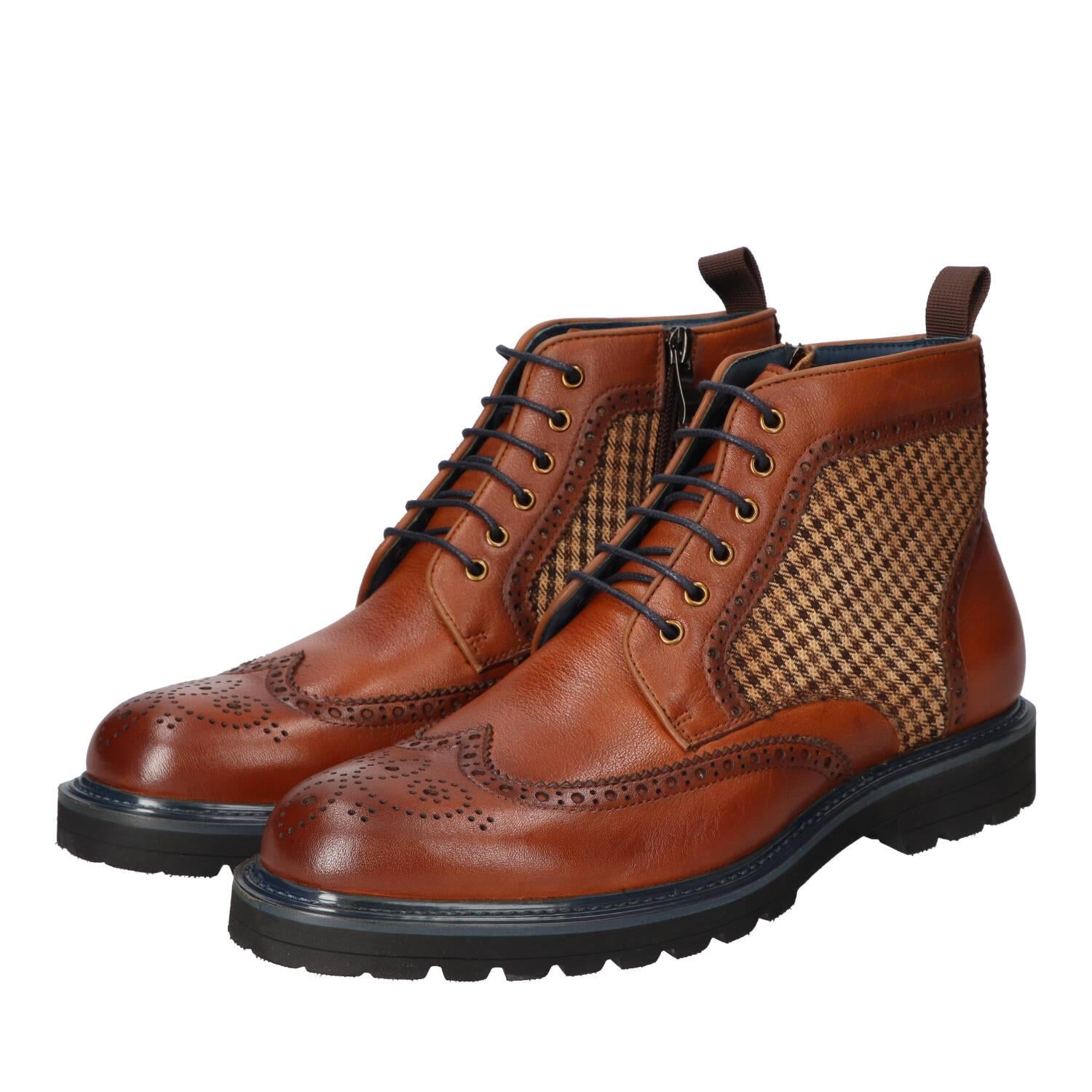 Boots, Cognac