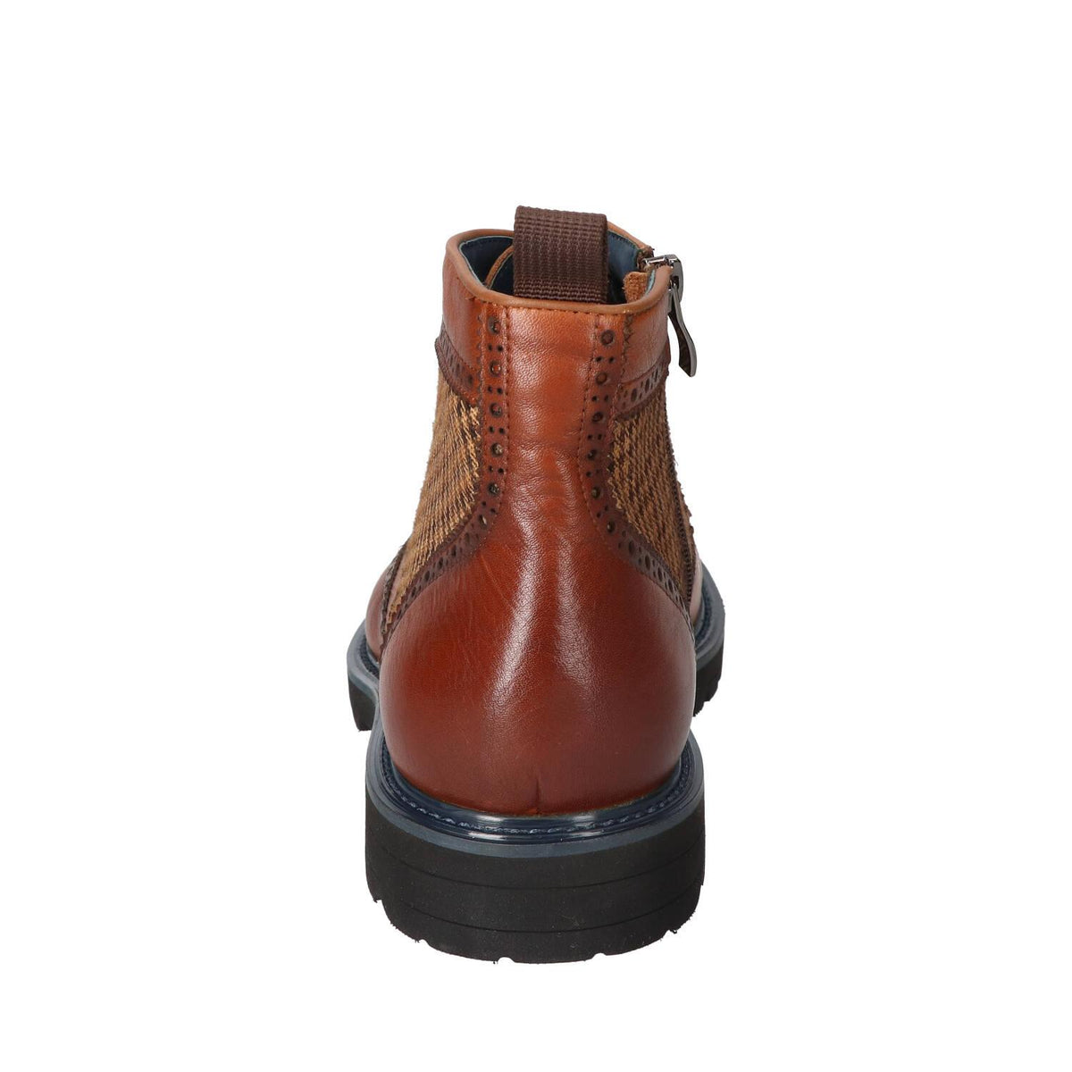 Boots, Cognac