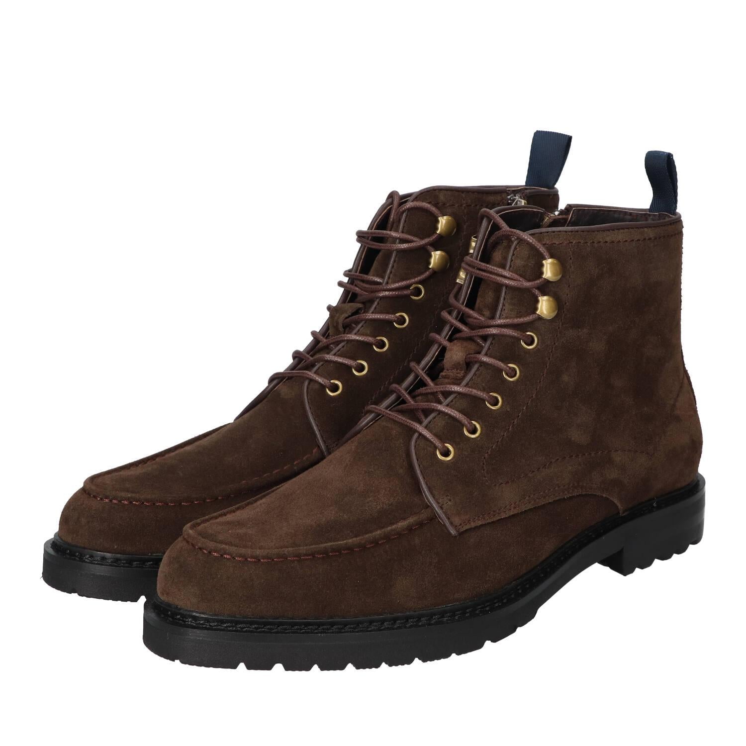 Boots, Donkerbruin