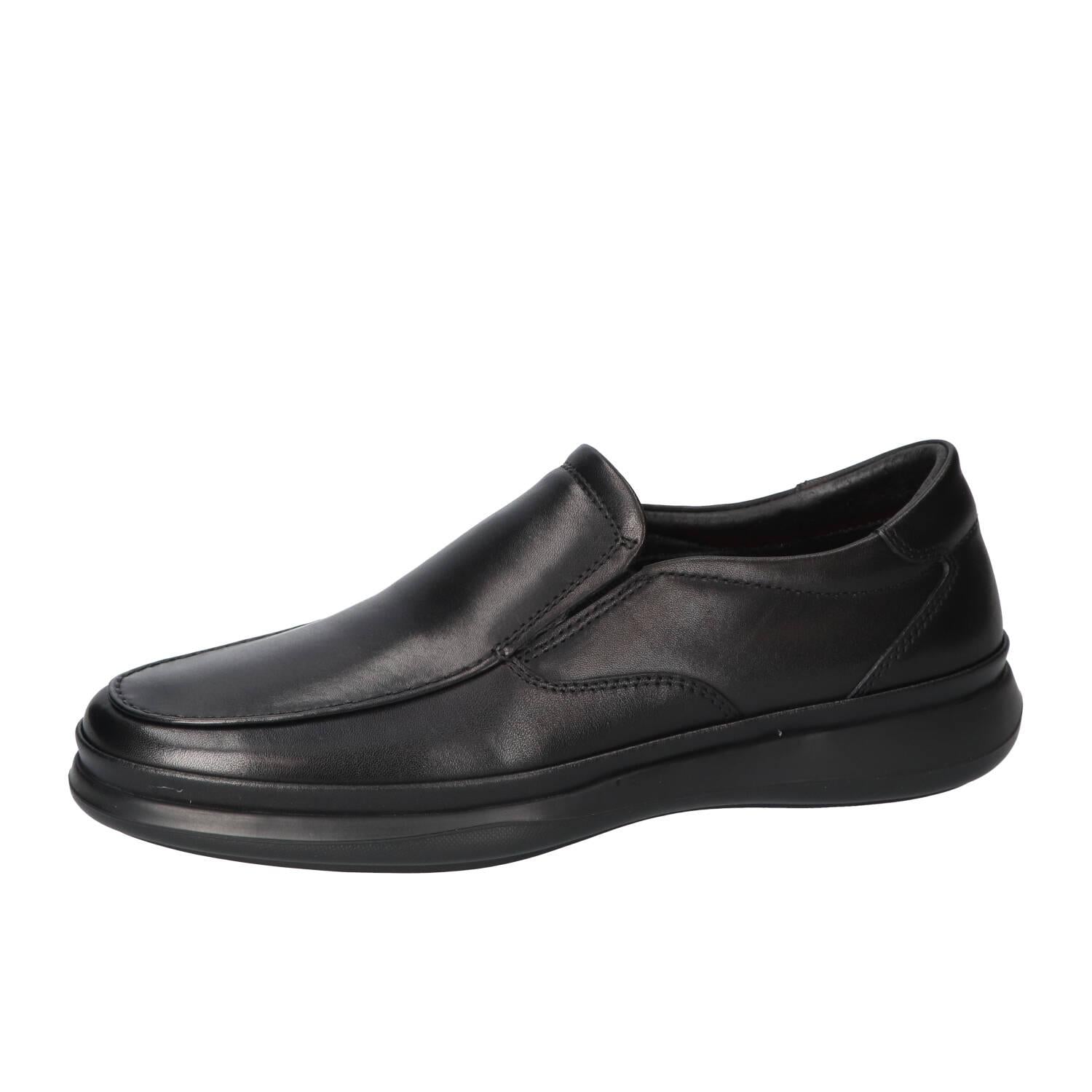 Instapschoenen, Zwart