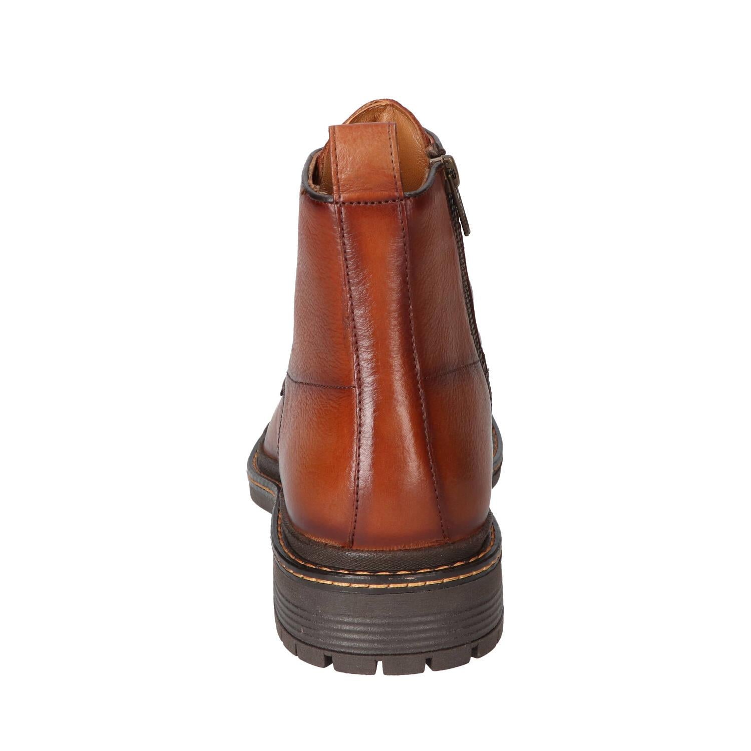 Boots, Cognac