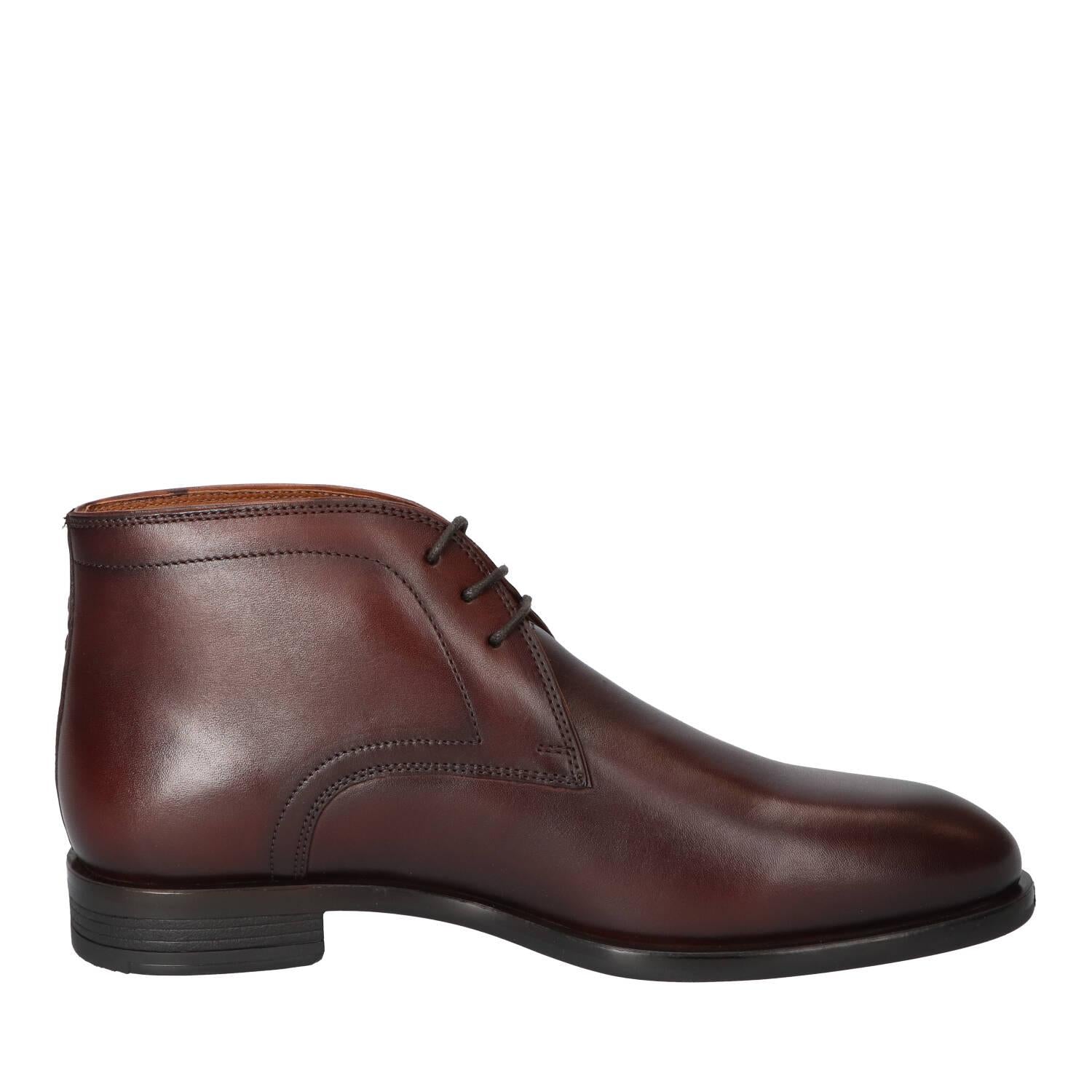 Boots, Donkerbruin