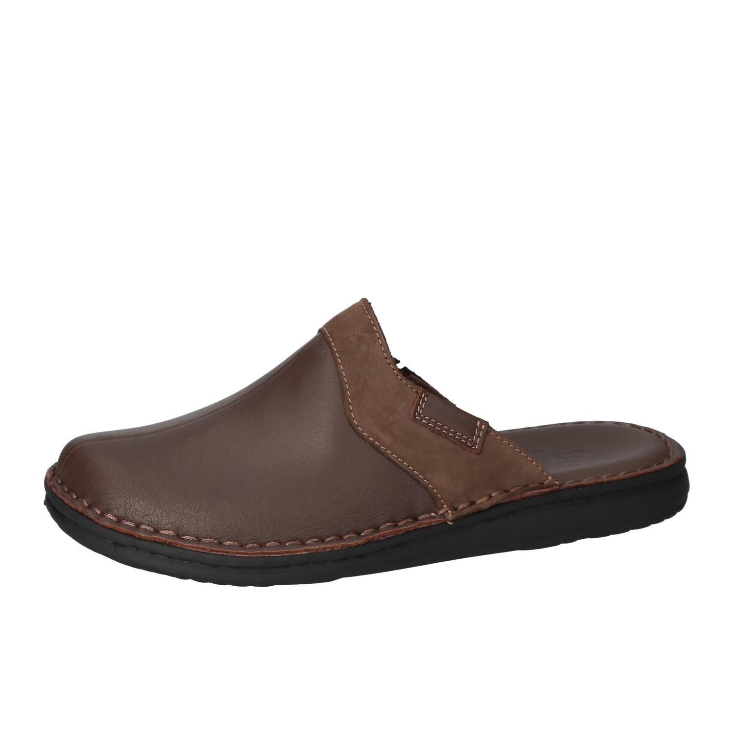 Pantoffels, Donkerbruin