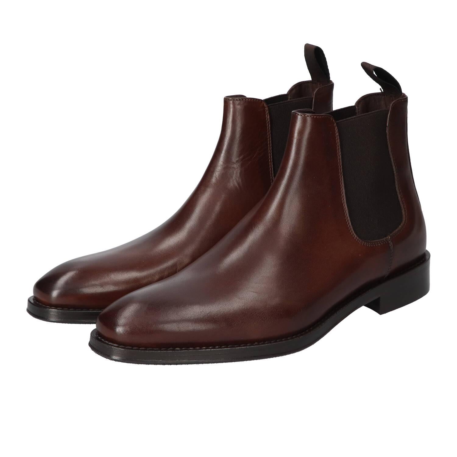 Boots, Donkerbruin