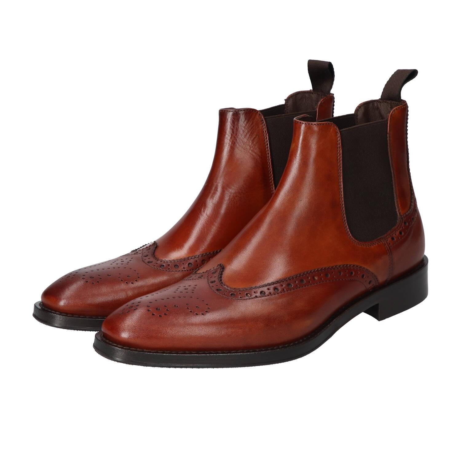 Boots, Cognac