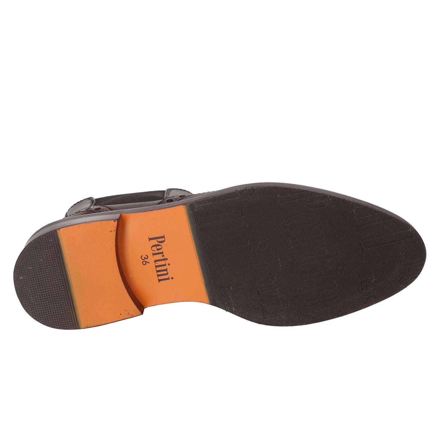 Booties, Cognac