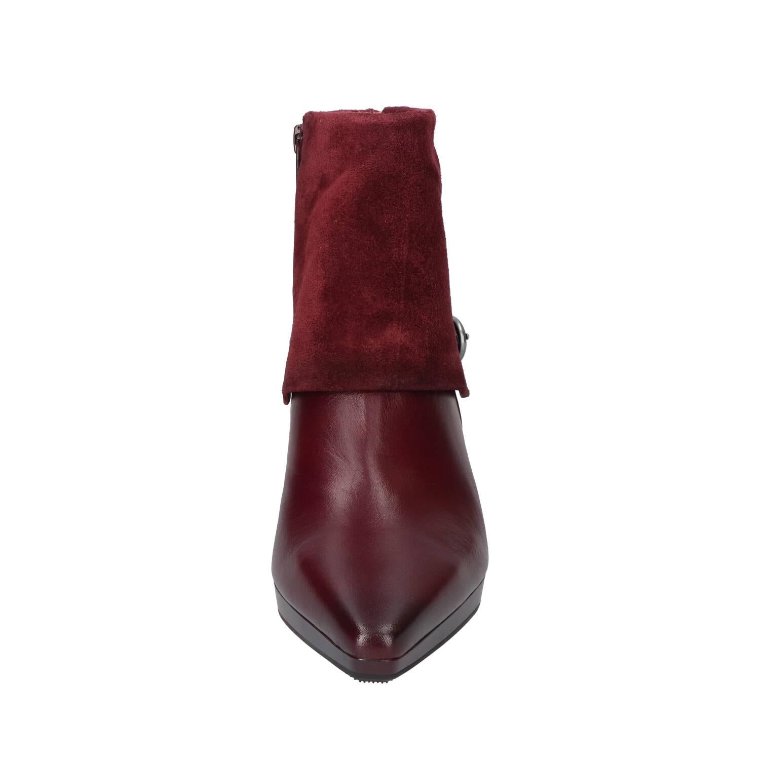 Booties, Bordeaux