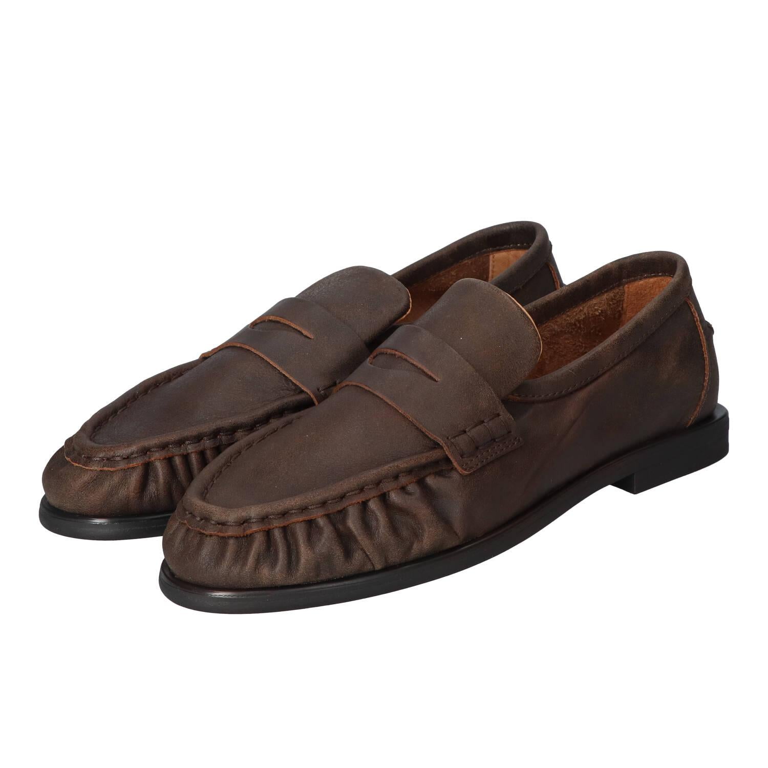 Instapschoenen, Donkerbruin