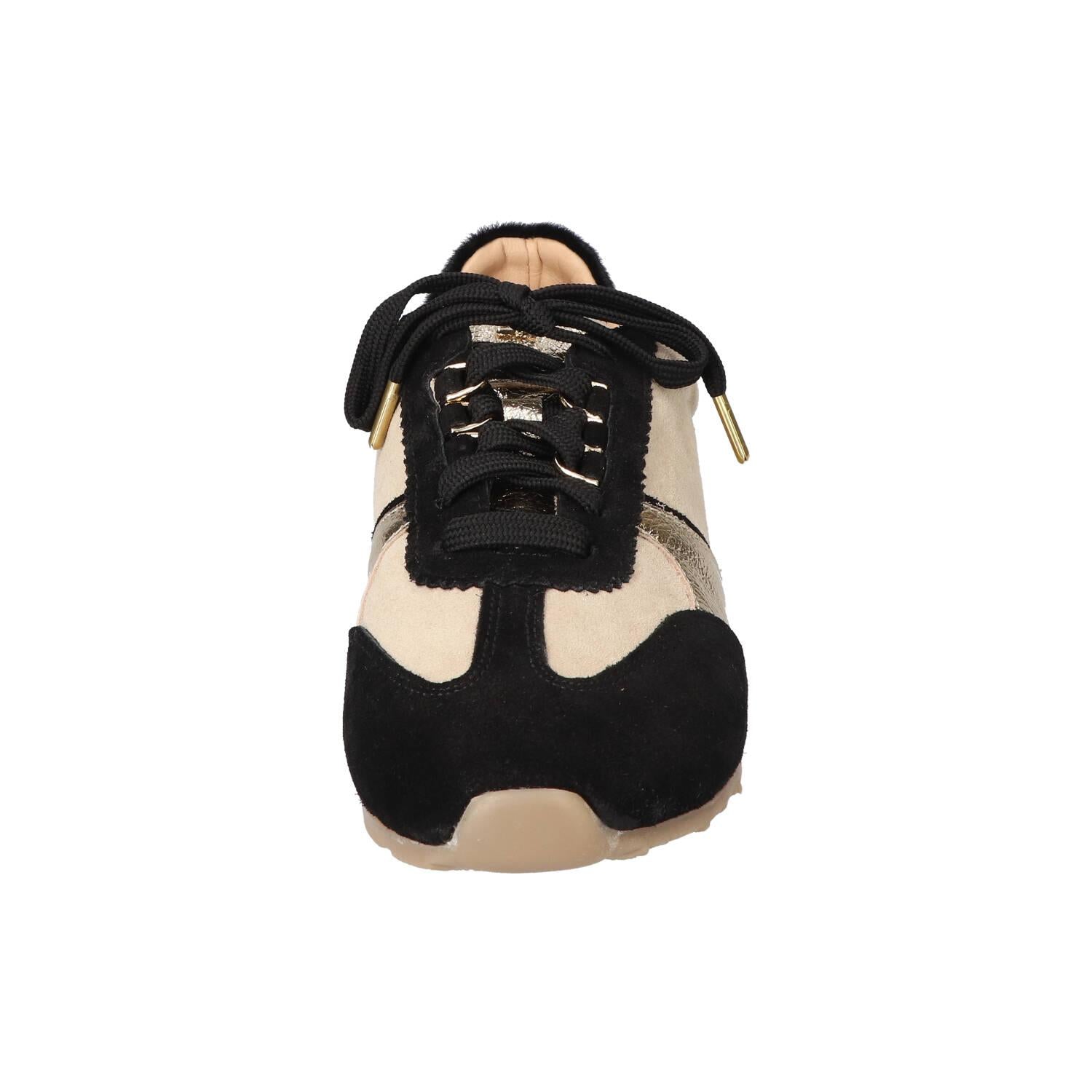 Sneakers, Zwart