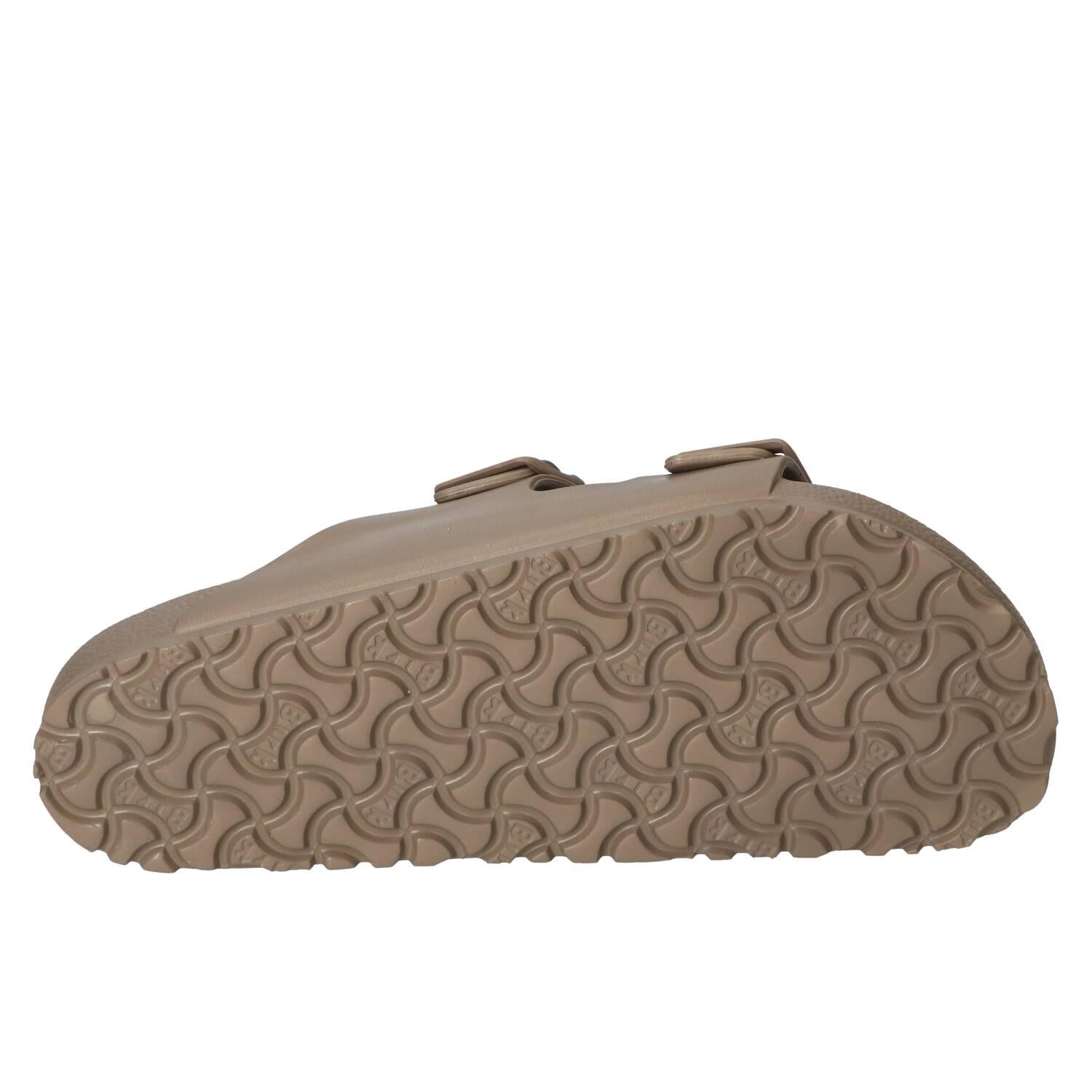 Slippers, Taupe