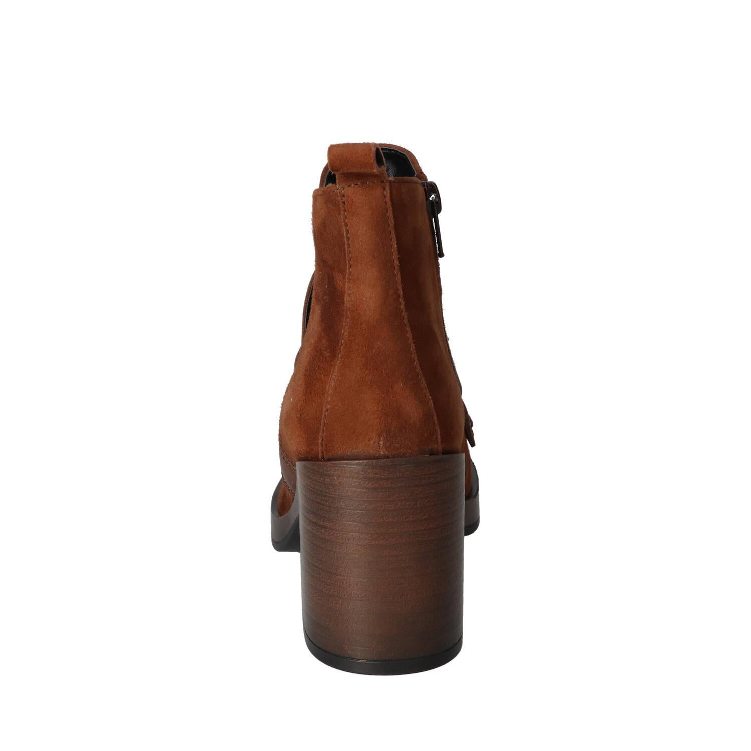 Booties, Cognac