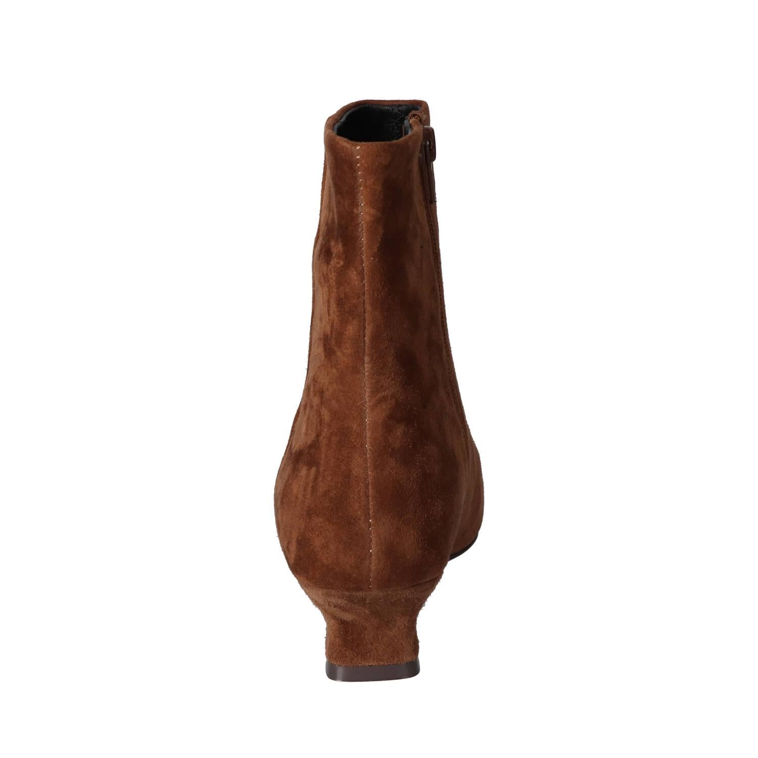 Booties, Cognac