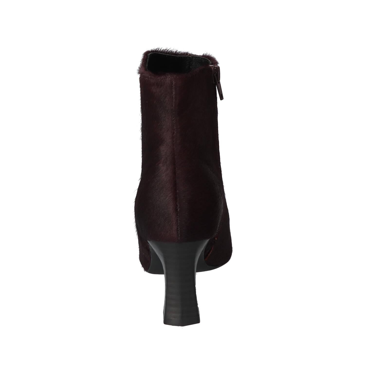 Booties, Bordeaux