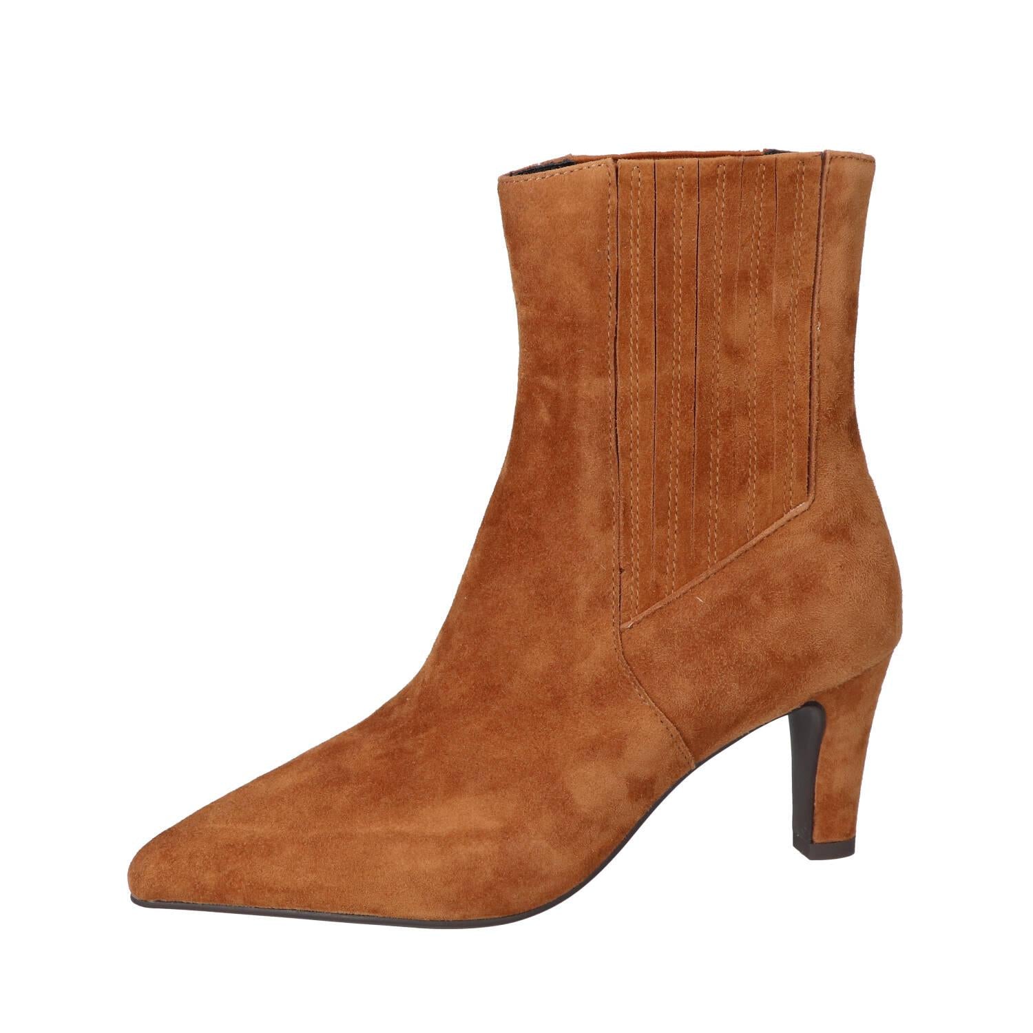 Booties, Cognac