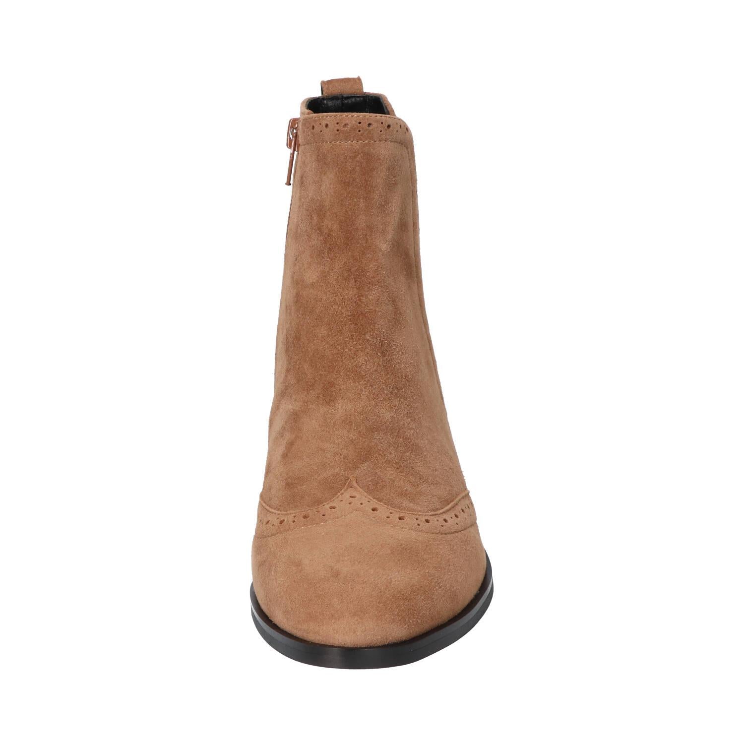 Booties, Cognac