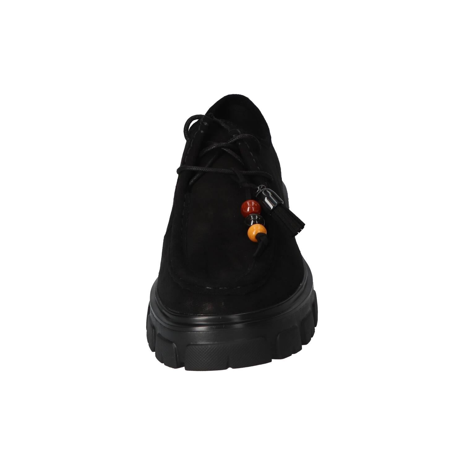Veterschoenen, Zwart