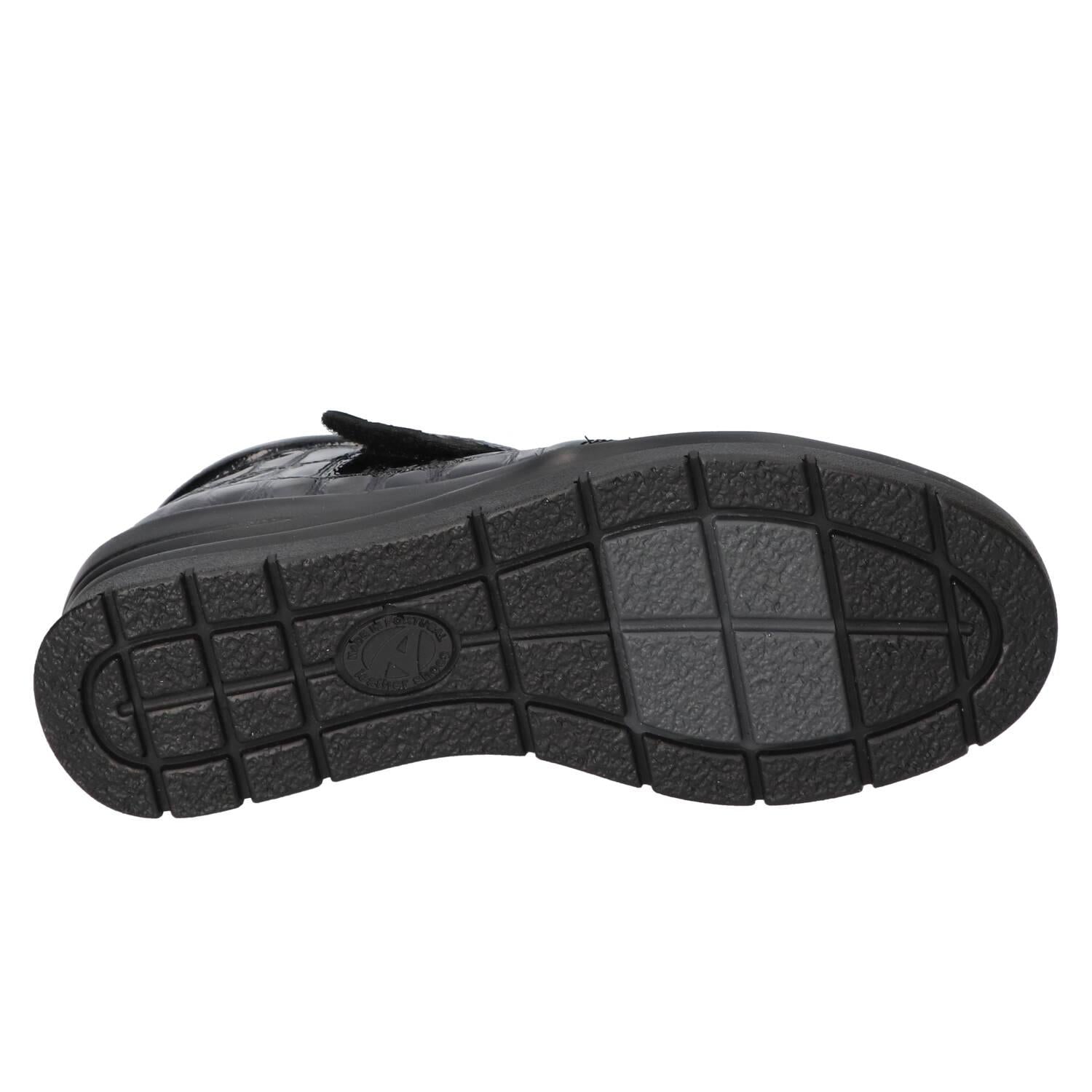 Instapschoenen, Zwart