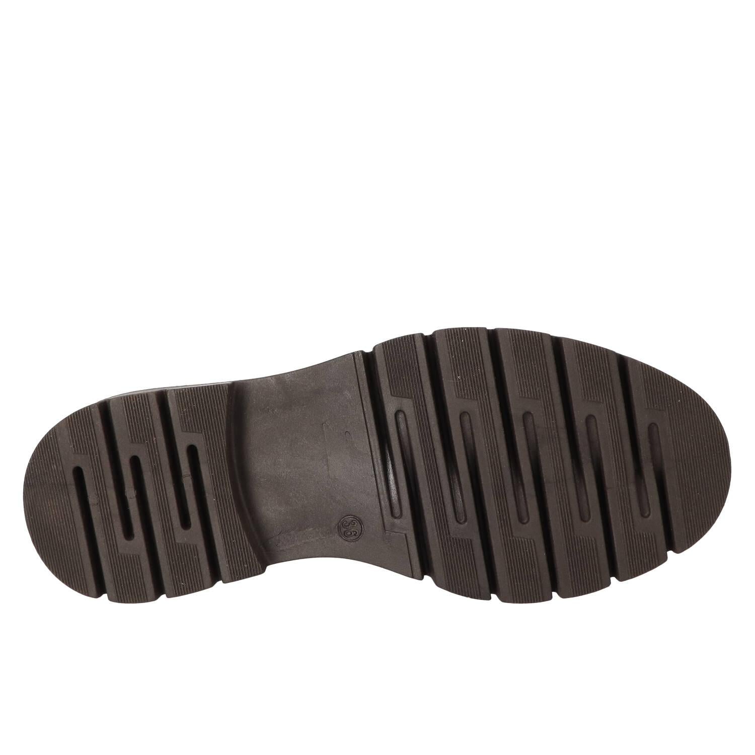 Veterschoenen, Zwart