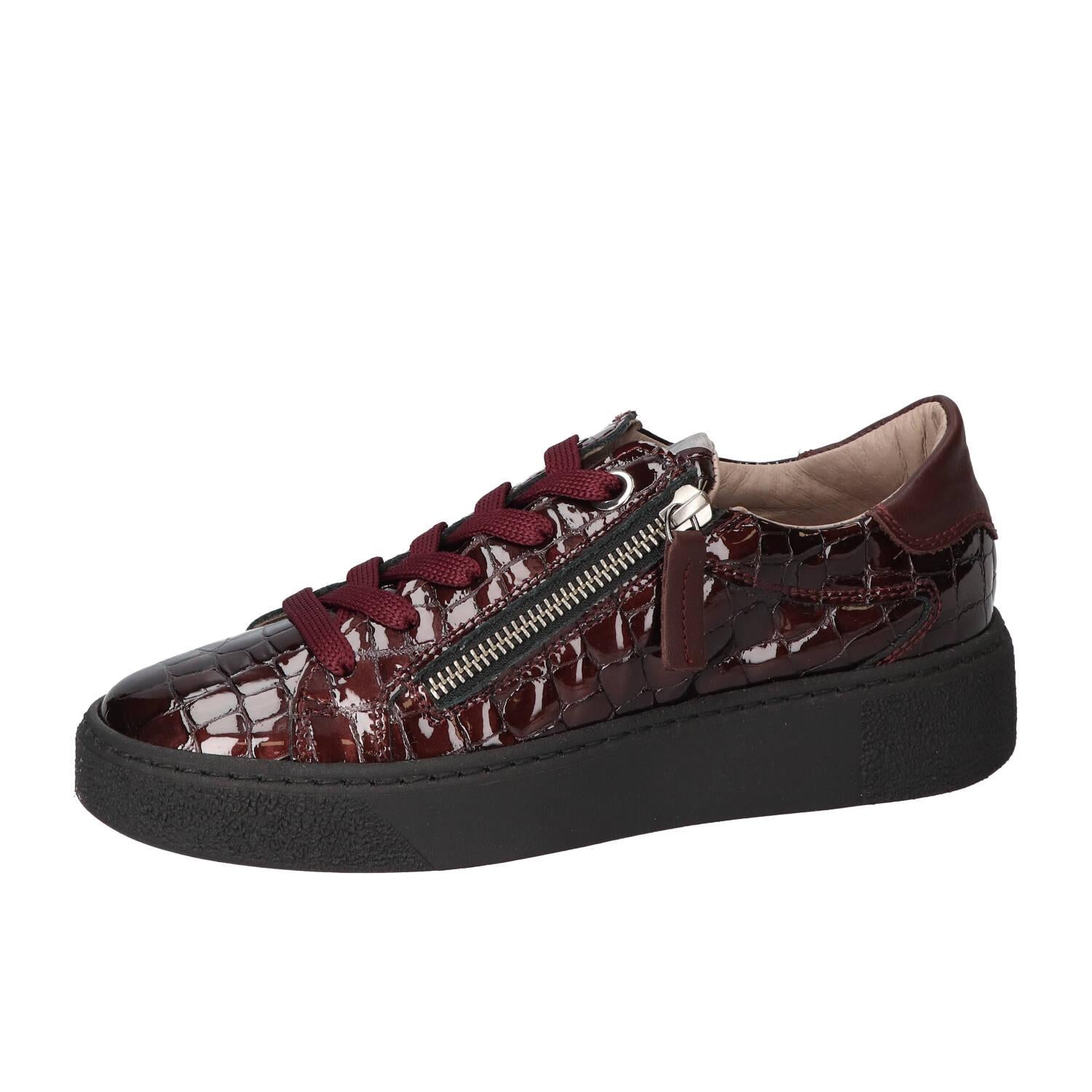 Sneakers, Donkerbruin