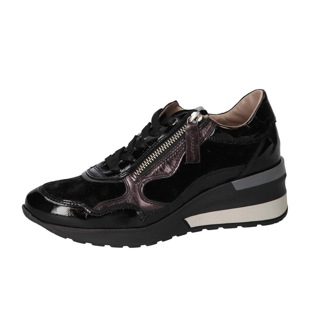 Sneakers, Zwart