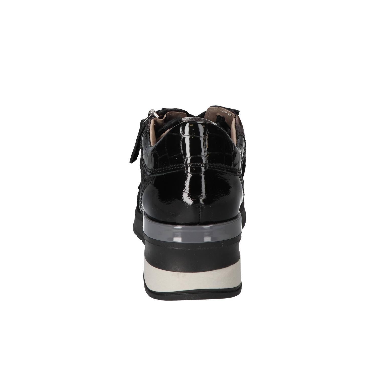 Sneakers, Zwart