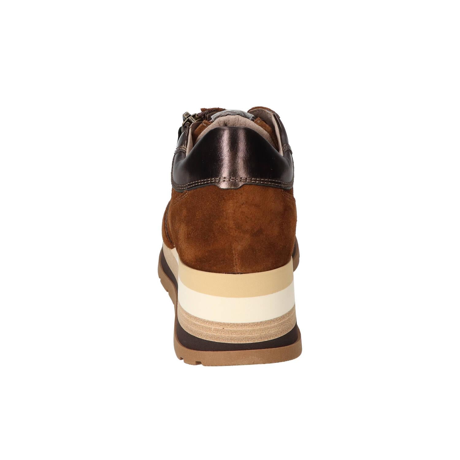 Sneakers, Cognac