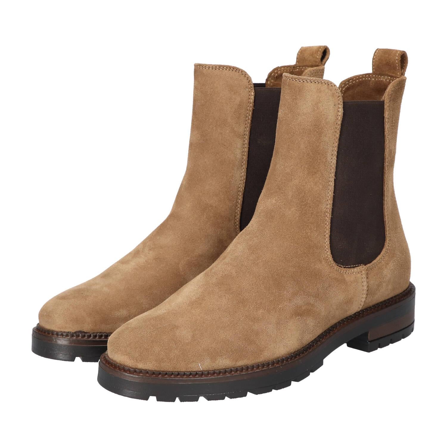 Booties, Cognac
