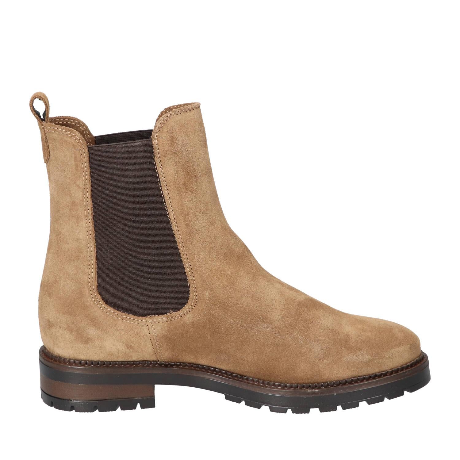 Booties, Cognac