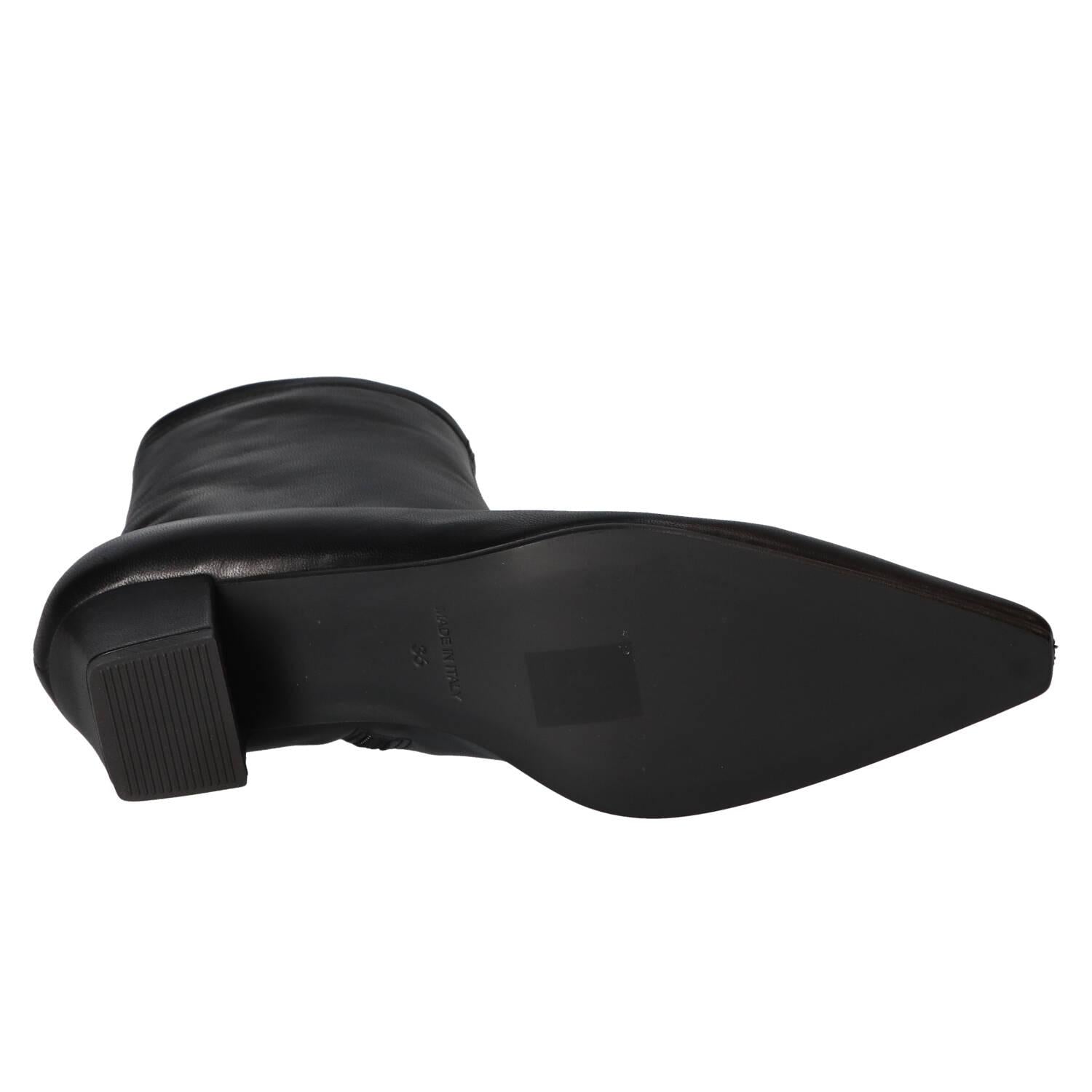Booties, Zwart