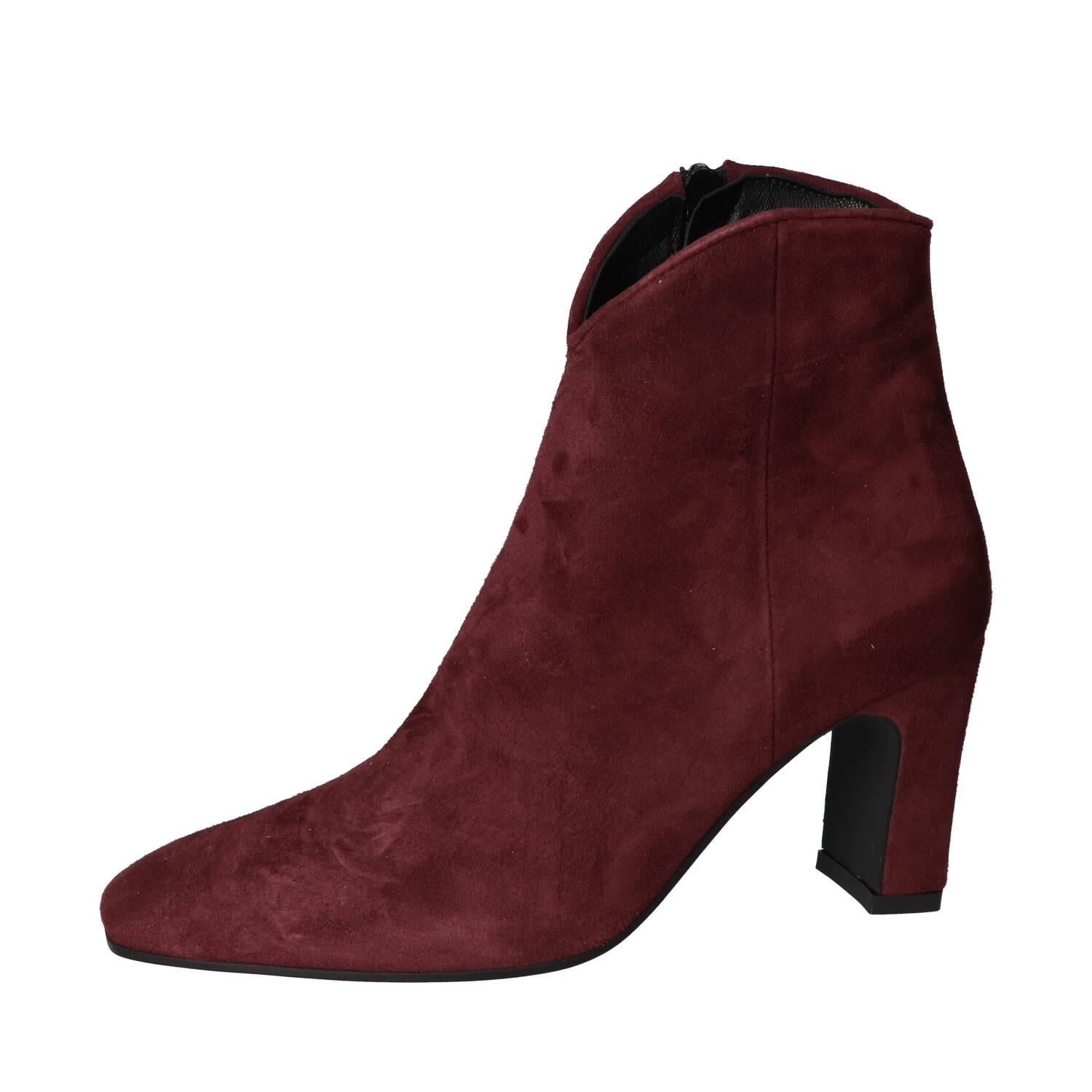 Booties, Bordeaux