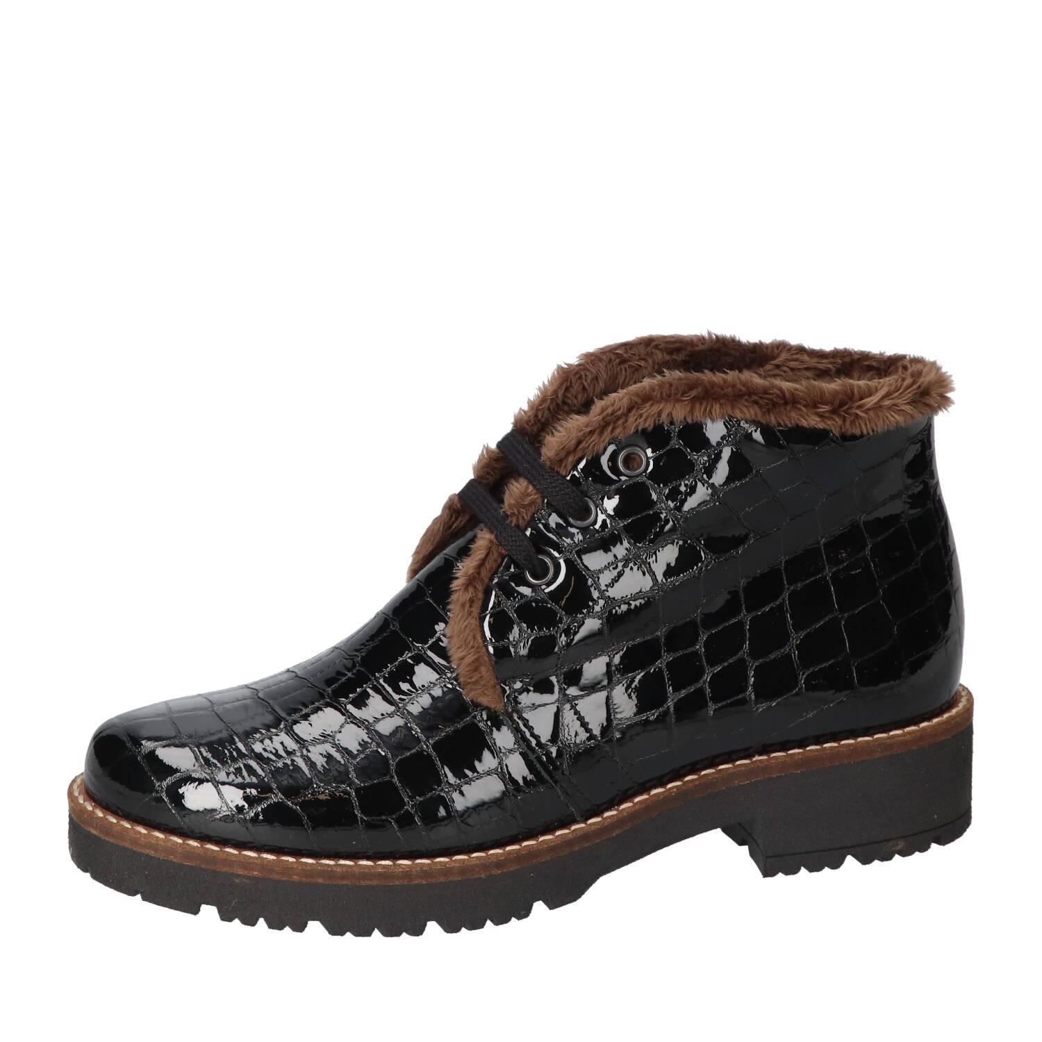 Booties, Zwart