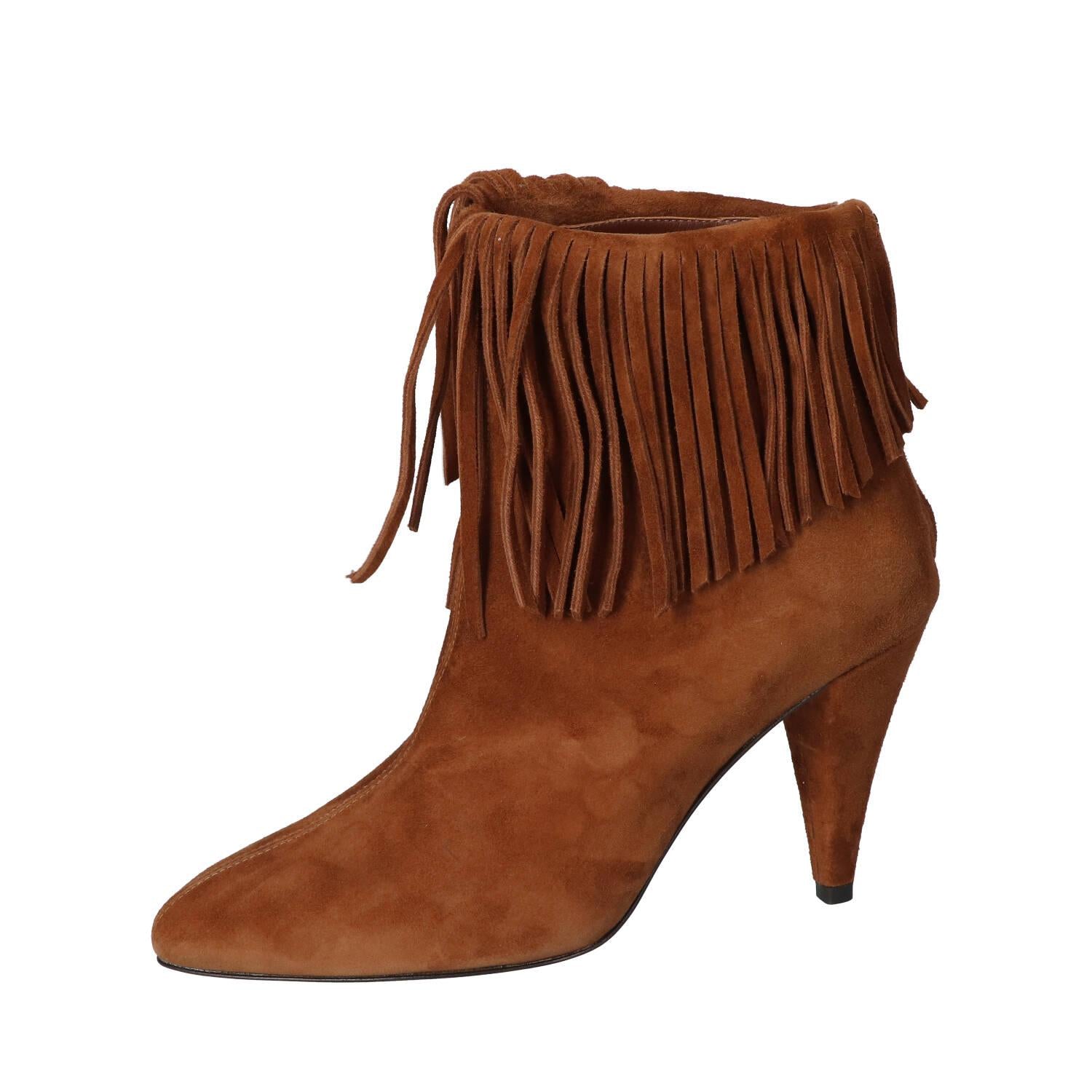 Booties, Cognac