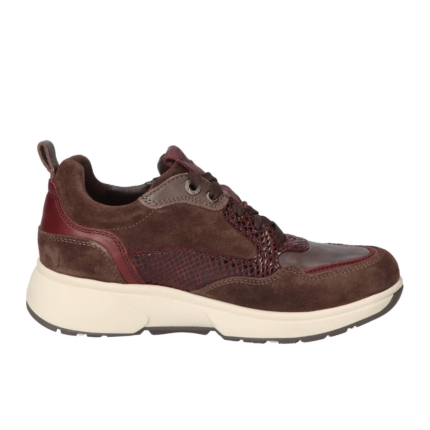 Sneakers, Donkerbruin