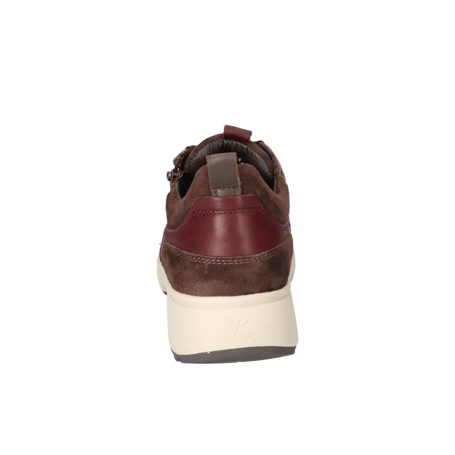 Sneakers, Donkerbruin
