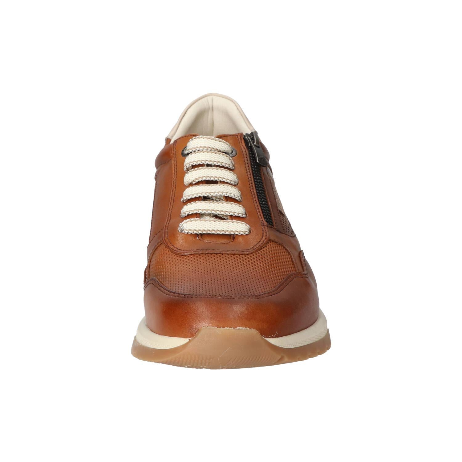Sneakers, Cognac