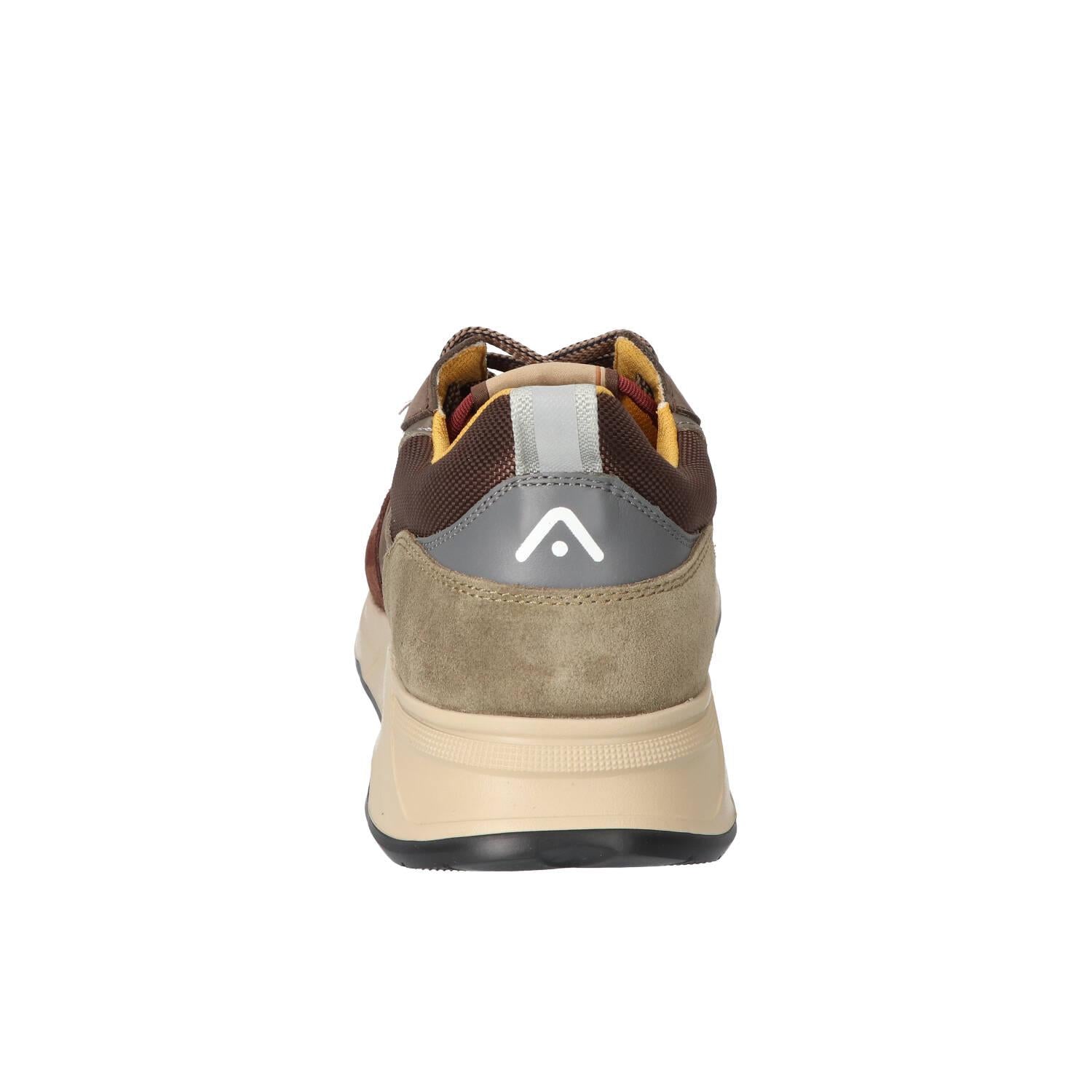 Sneakers, Donkerbruin