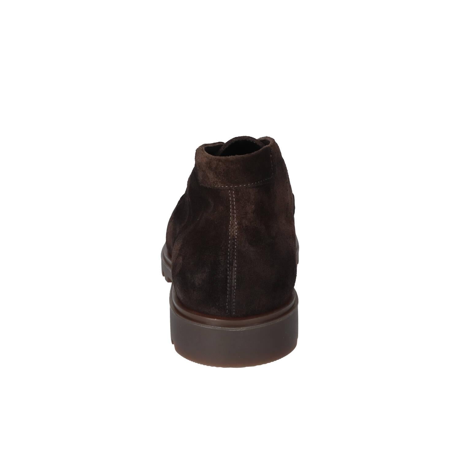 Boots, Donkerbruin