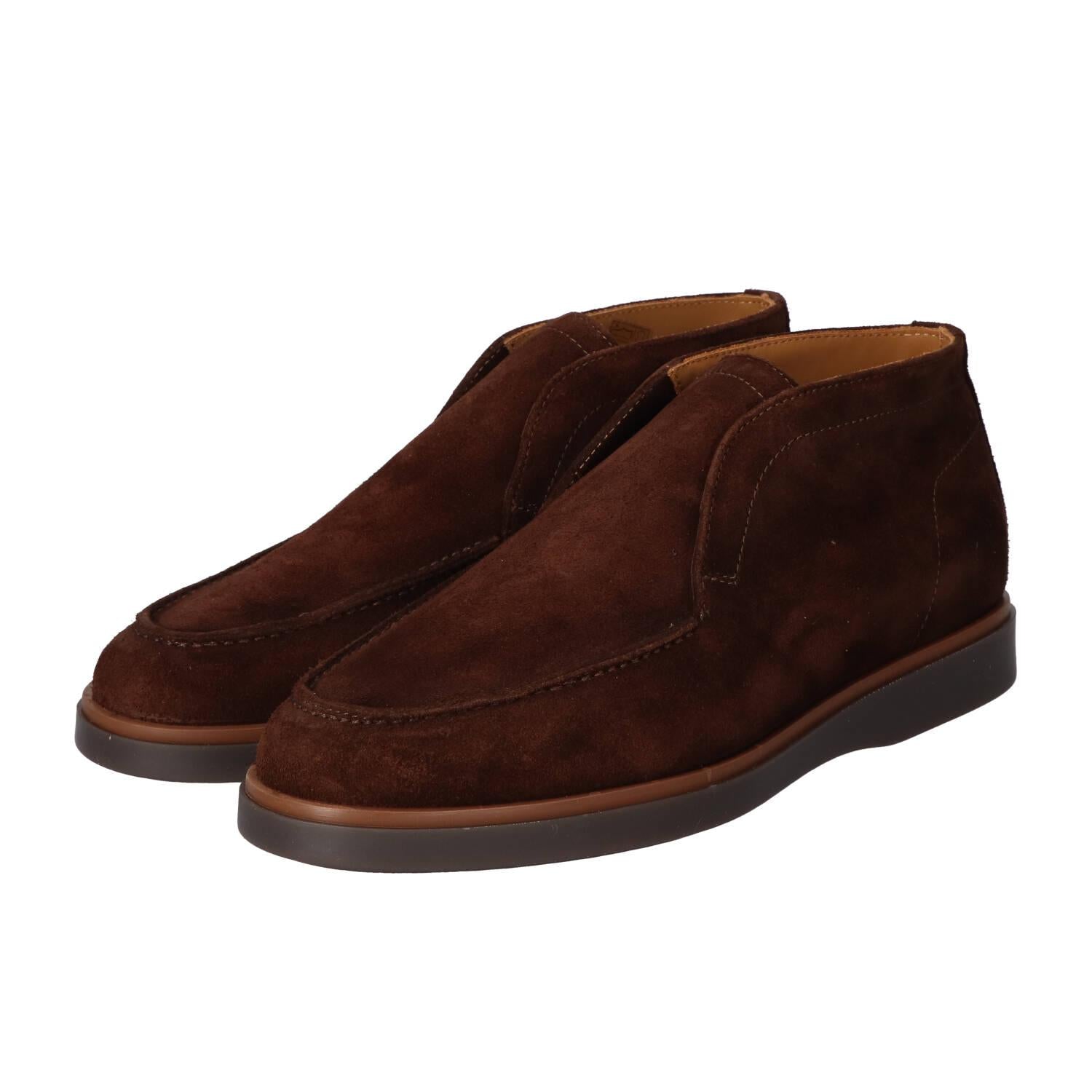 Boots, Brons