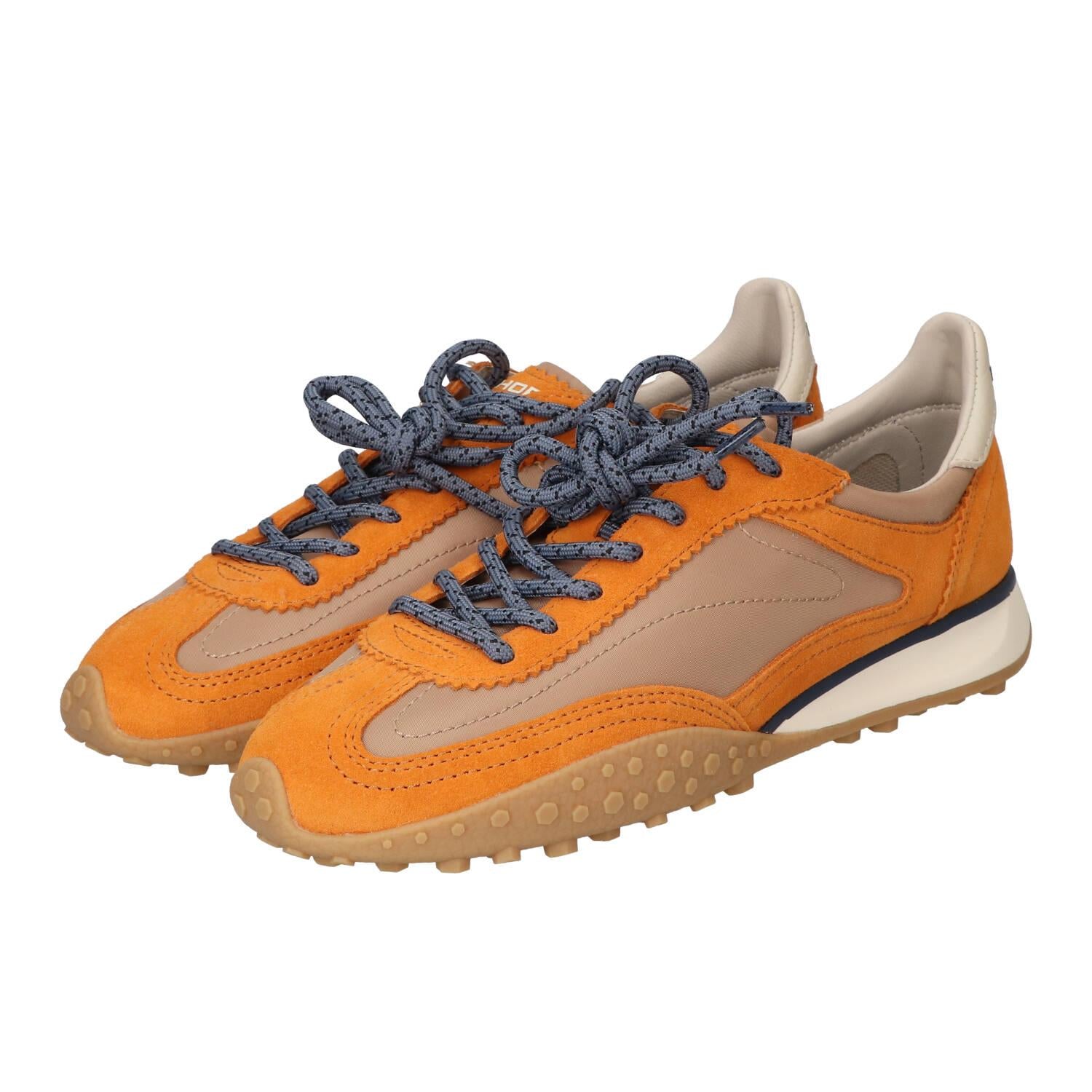 Sneakers, Oranje