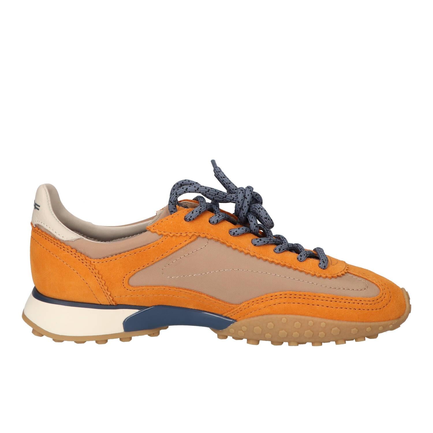 Sneakers, Oranje