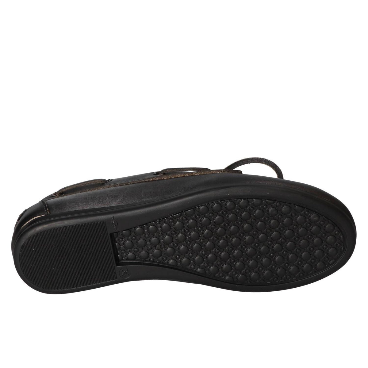 Veterschoenen, Zwart