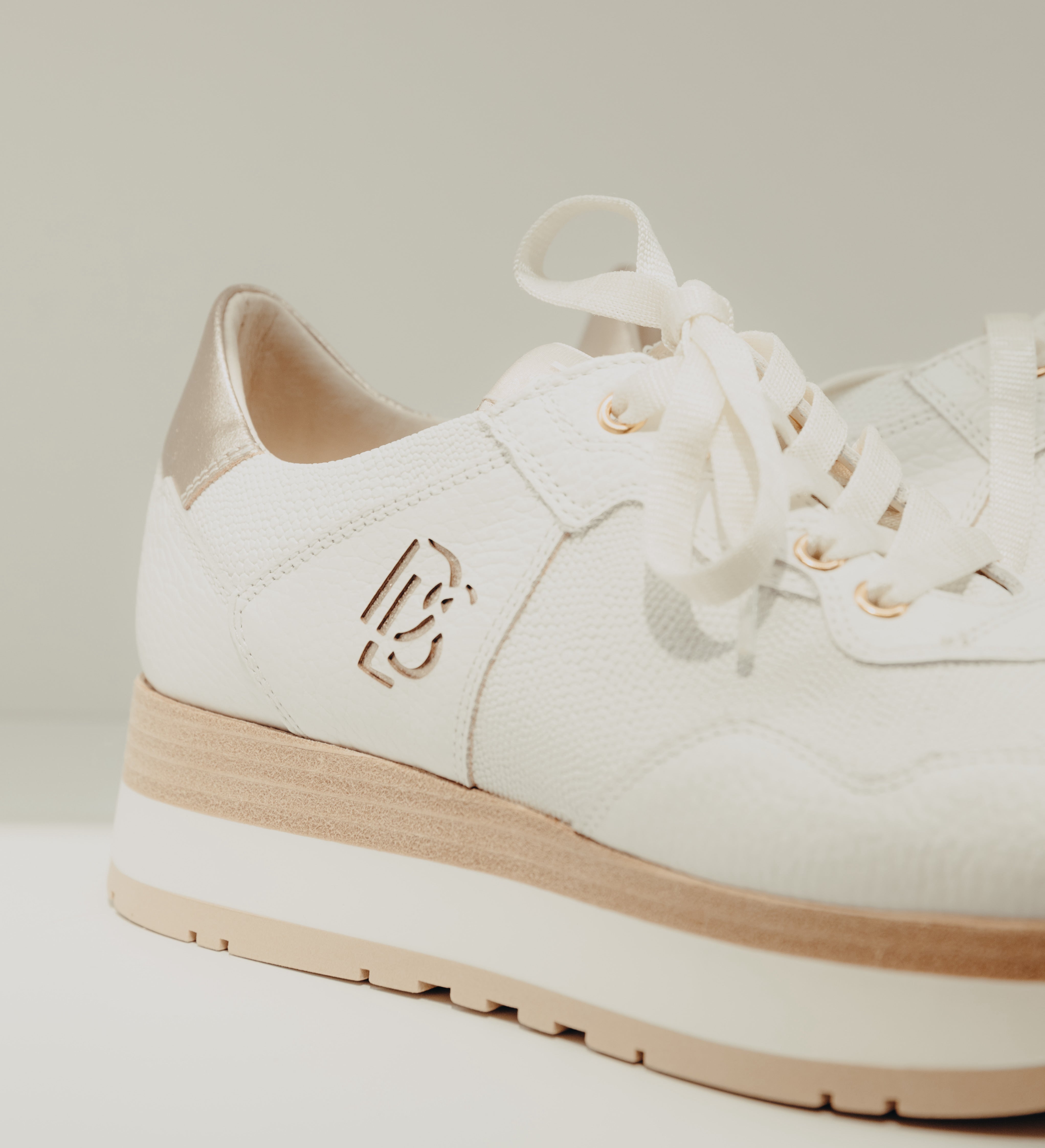 dl sport witte sneakers
