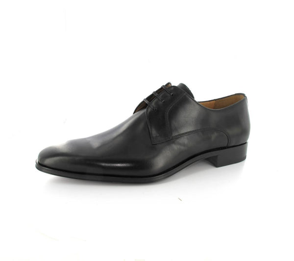 Veterschoenen, Zwart