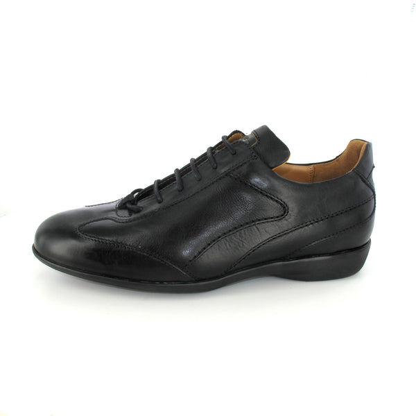 Veterschoenen, Zwart