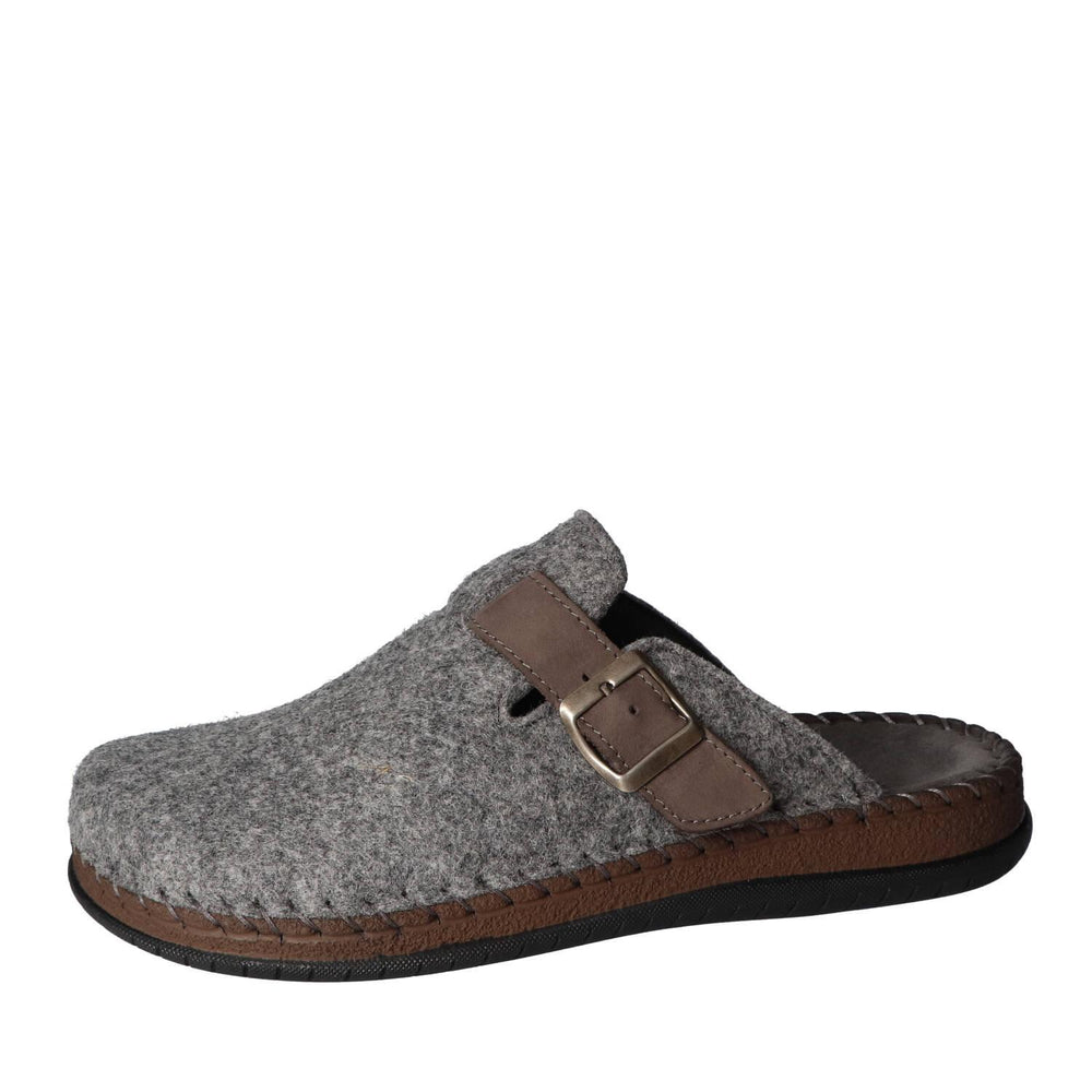 Chaussons, Gris